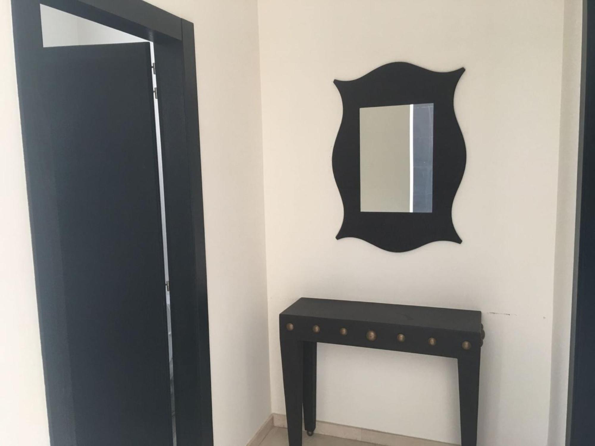 Wonderful With 6 Bedrooms And Pool T62025