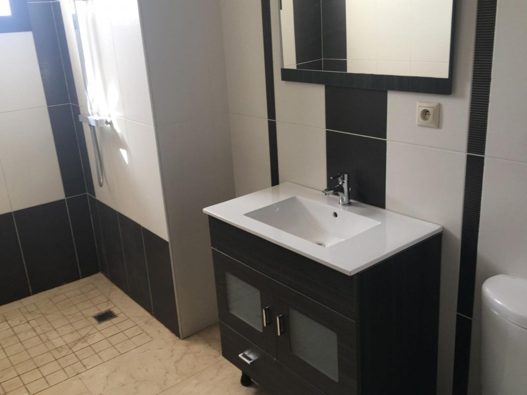 Wonderful With 6 Bedrooms And Pool T62025 Villa
